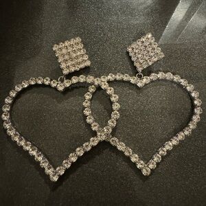 Jumbo fashion heart earrings